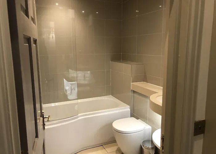 The Devonshire 酒店